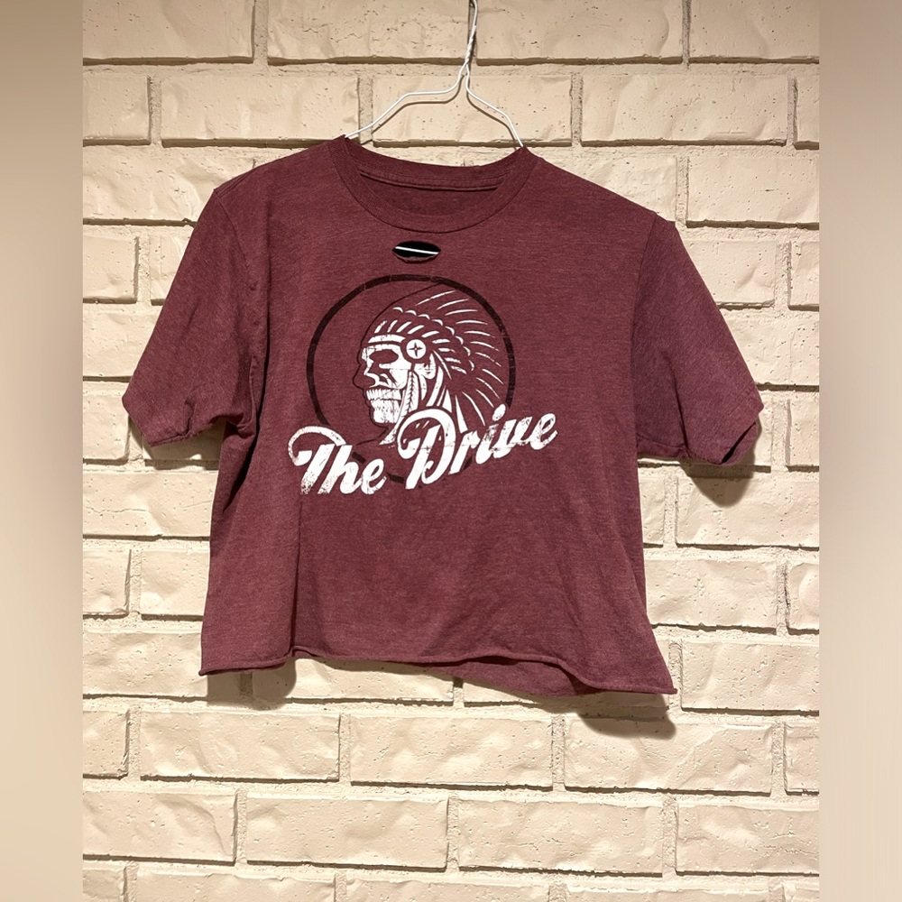Cropped Tee